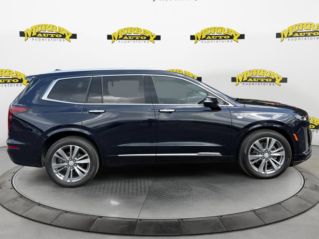 Used 2022 Cadillac XT6 Premium Luxury FWD image 6