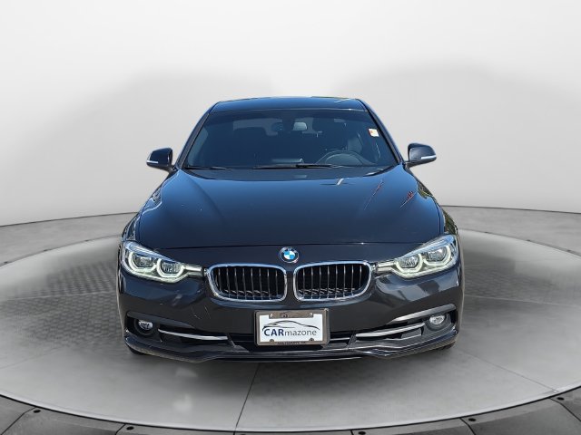 Used 2018 BMW 330i xDrive Sedan AWD/4WD image 8
