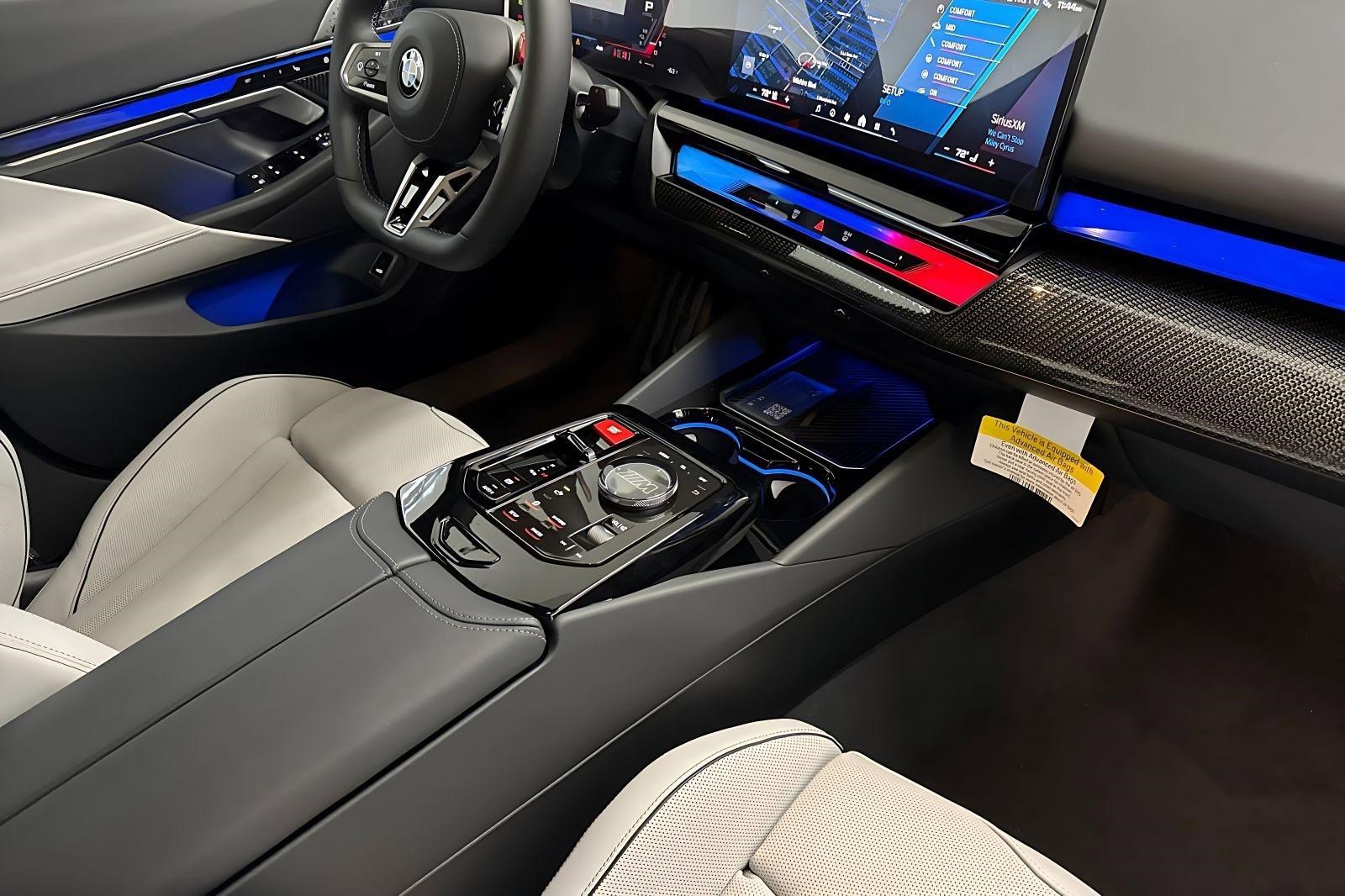 New 2026 BMW M5 w/ Carbon Package image 28