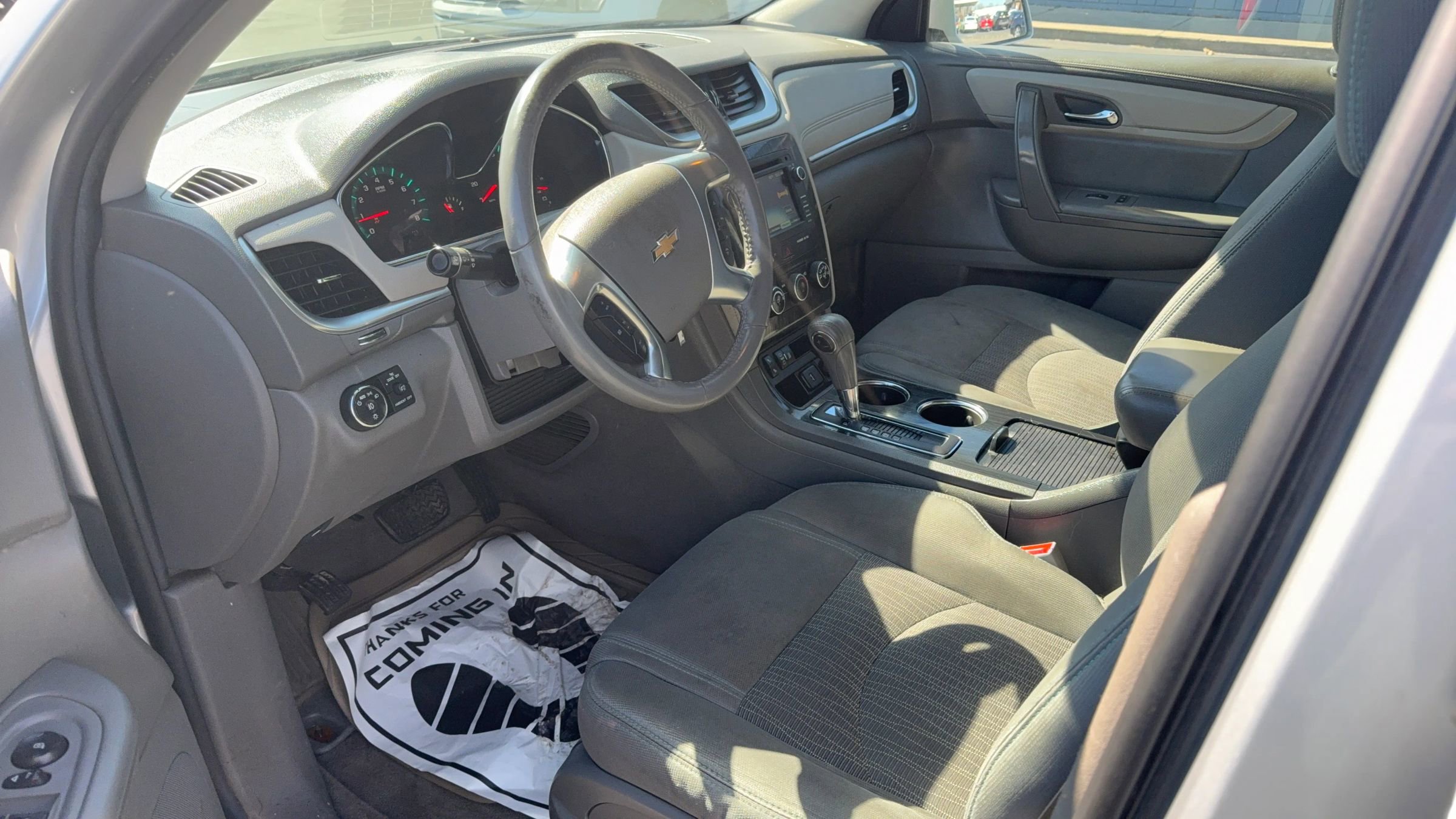Used 2017 Chevrolet Traverse LT image 11