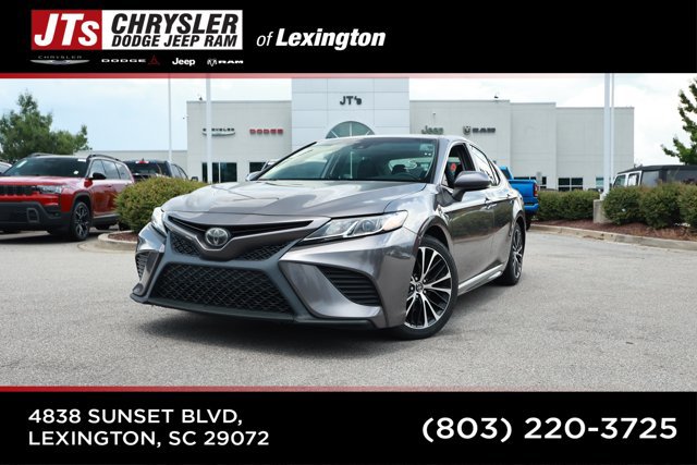 Used 2018 Toyota Camry SE