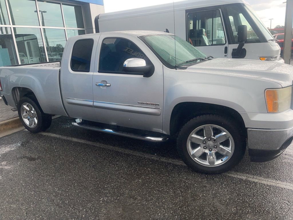 Used 2013 GMC Sierra 1500 SLE RWD image 2