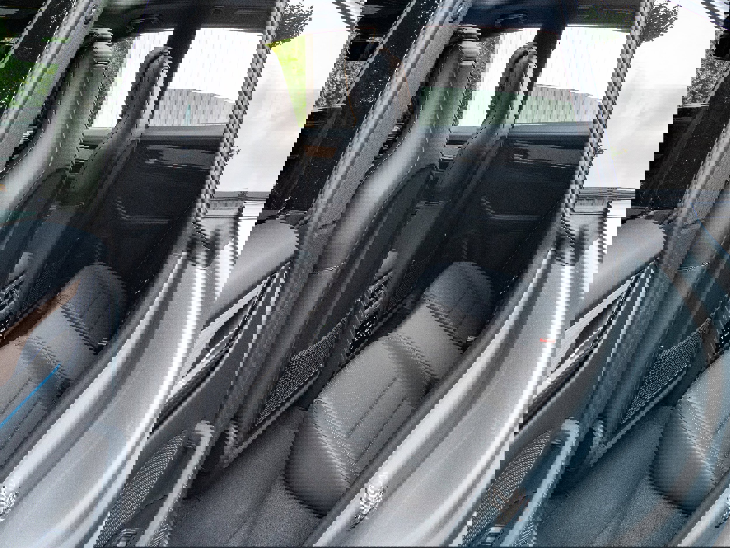 New 2025 Porsche Macan 4S Electric image 29