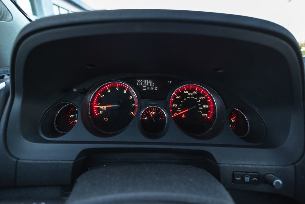 Used 2011 GMC Acadia Denali image 6