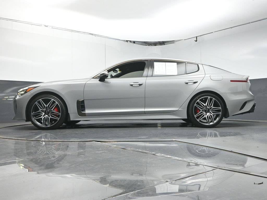 Used 2022 Kia Stinger GT1 AWD/4WD image 36