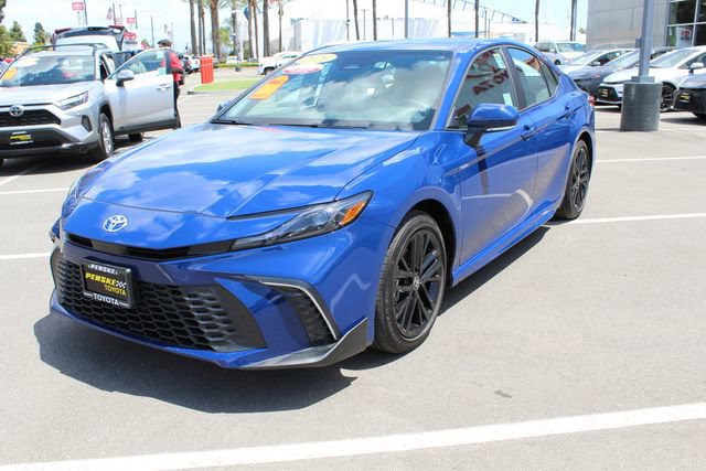Certified 2026 Toyota Camry SE FWD image 5