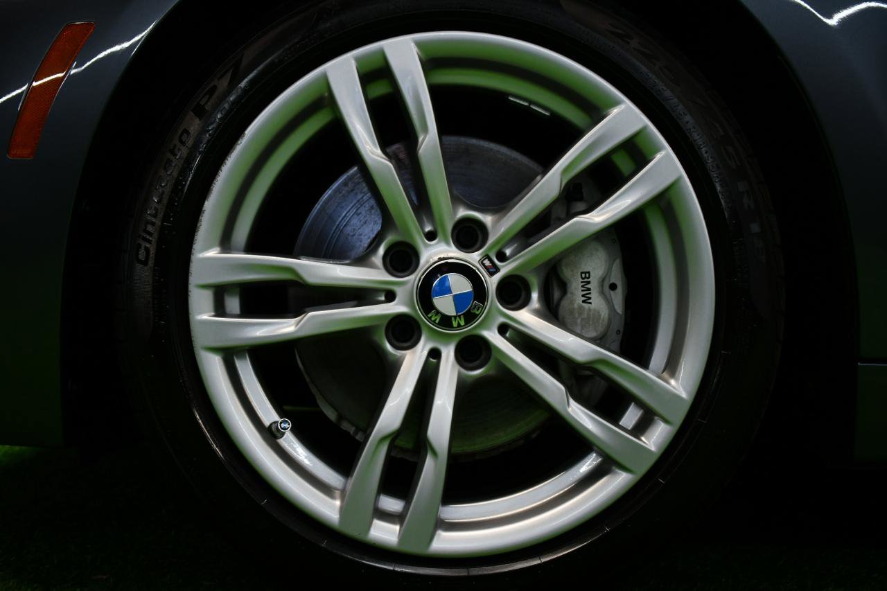 Used 2014 BMW 435i Convertible image 2