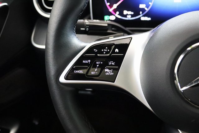 Certified 2025 Mercedes-Benz C 300 4MATIC Sedan video 4