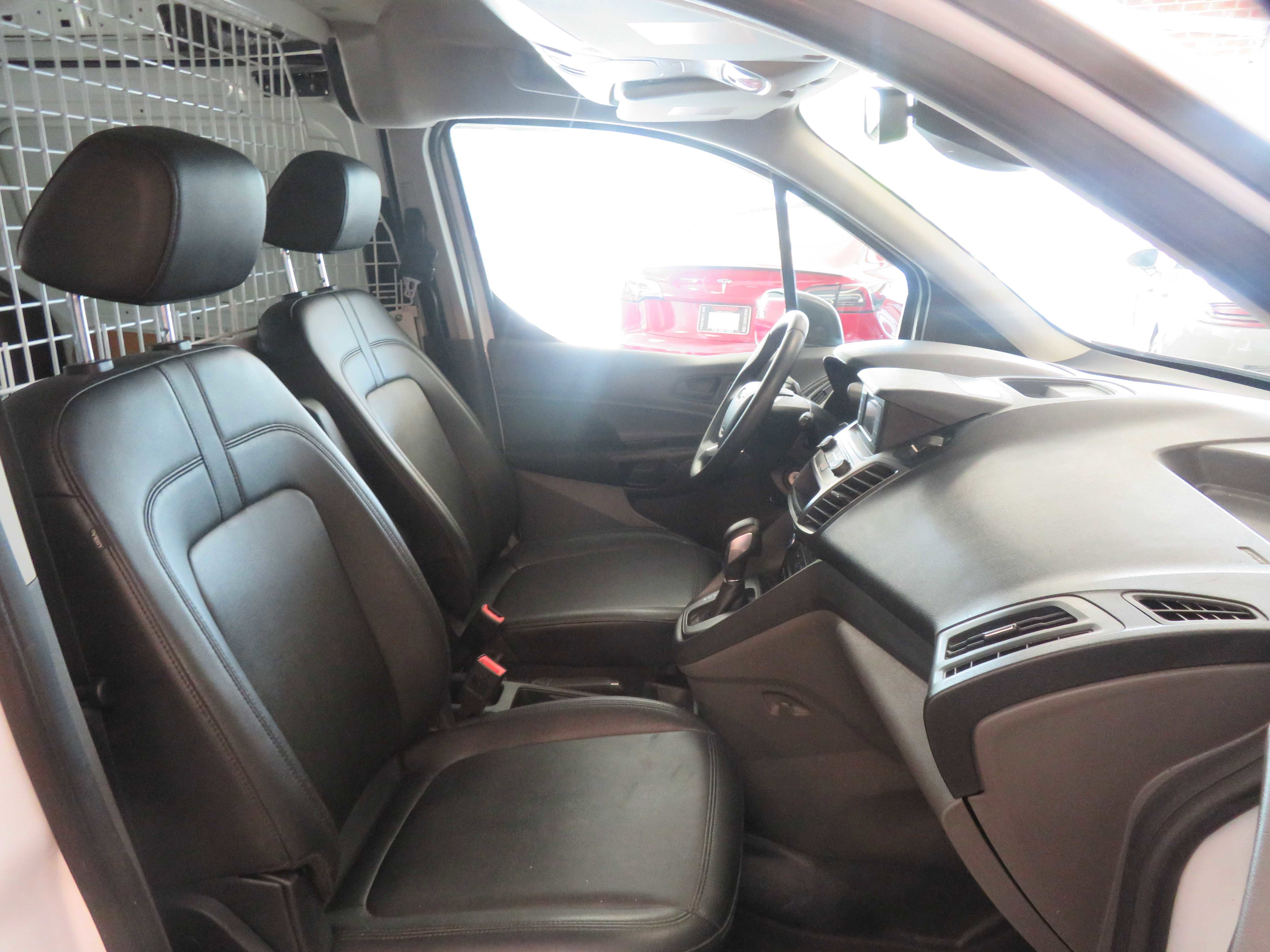 Used 2020 Ford Transit Connect XL image 34