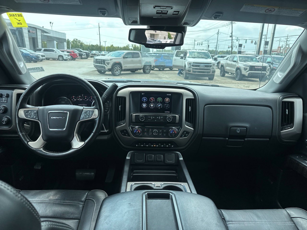Used 2015 GMC Sierra 2500 Denali w/ Duramax Plus Package AWD/4WD image 9