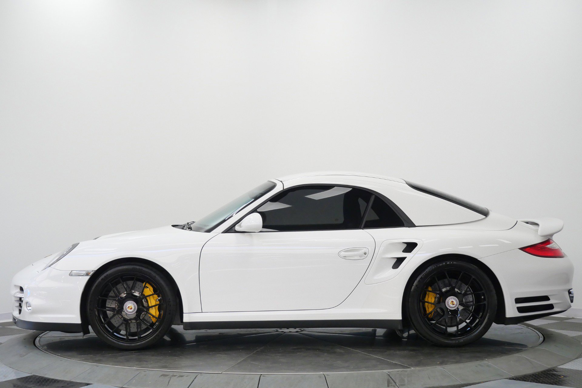 Used 2012 Porsche 911 Turbo S AWD/4WD image 53