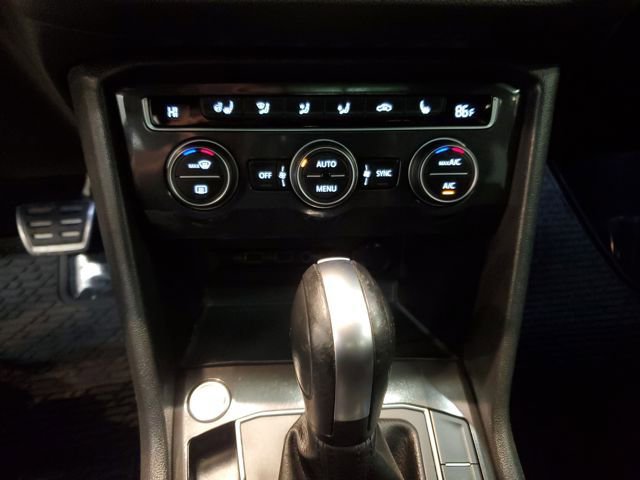 Used 2020 Volkswagen Tiguan SEL Premium R-Line w/ 3rd Row Seat Package image 19