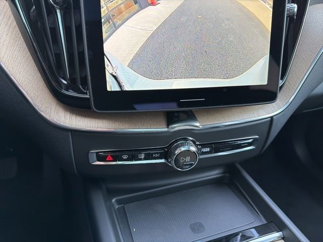 New 2026 Volvo XC60 B5 Plus w/ Climate Package AWD/4WD image 21