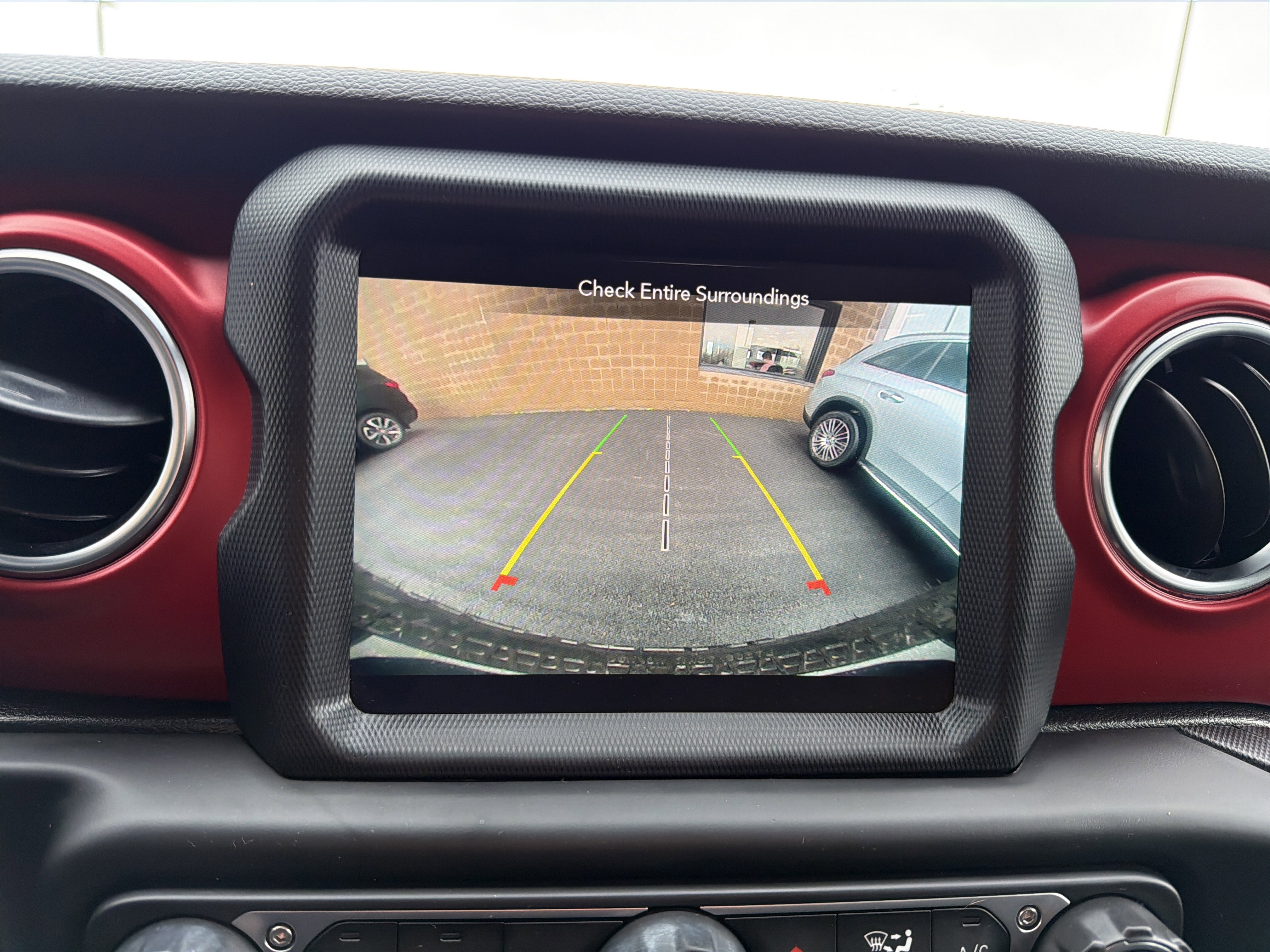 Used 2023 Jeep Wrangler Unlimited Rubicon w/ LED Lighting Group image 19