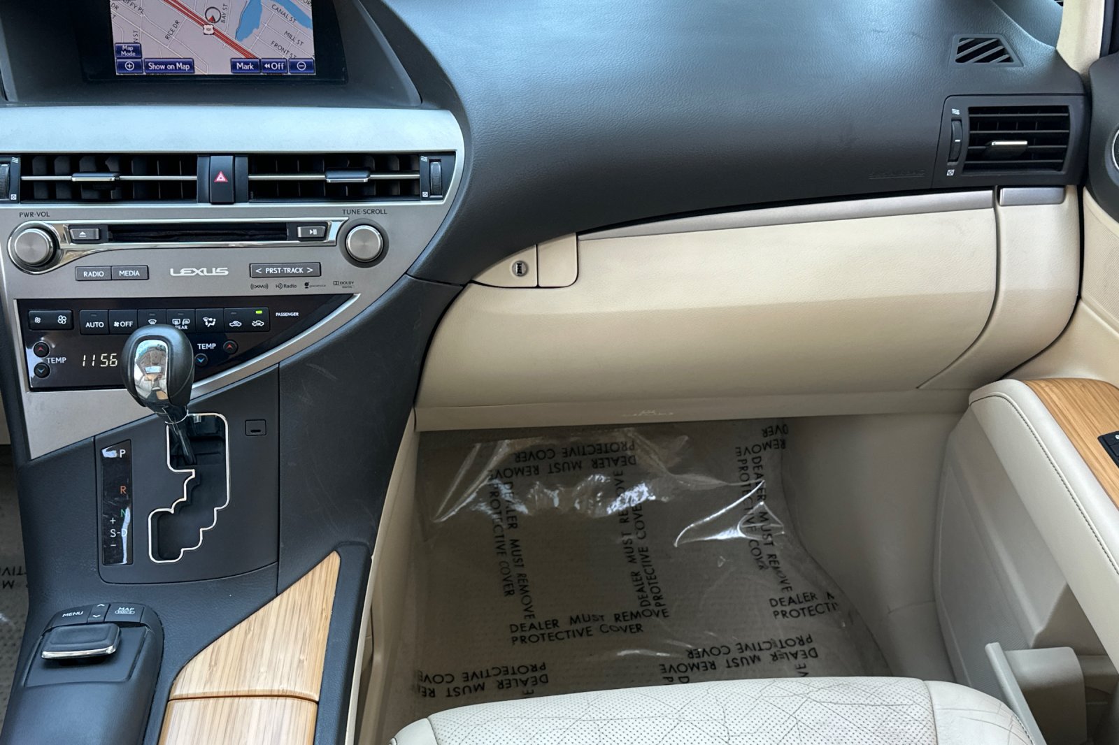 Used 2015 Lexus RX 450h FWD image 29