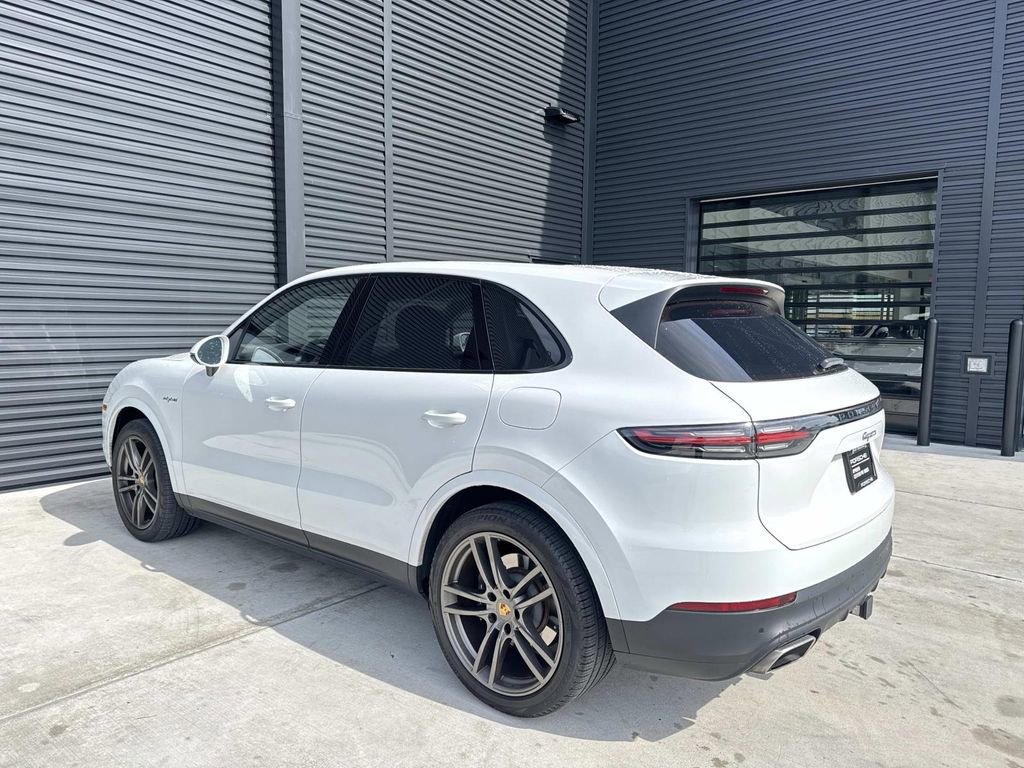 Certified 2023 Porsche Cayenne image 9