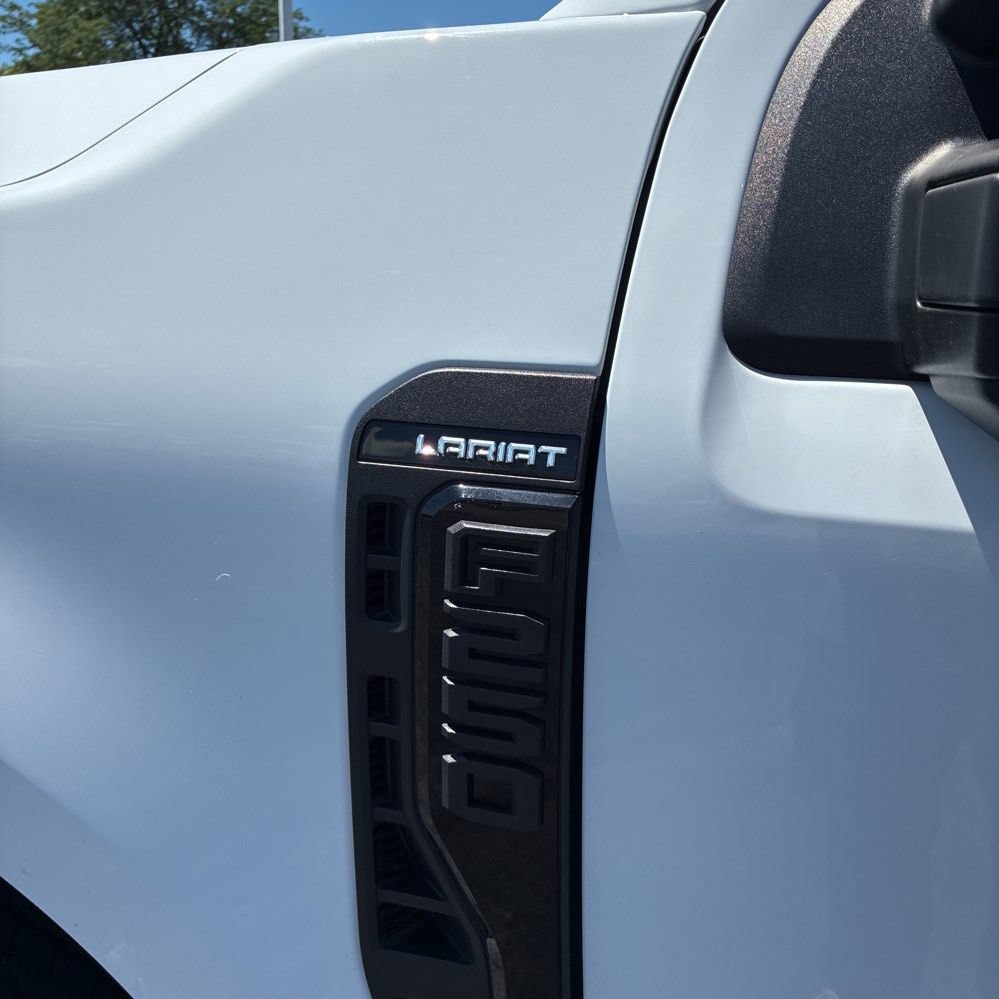 Used 2023 Ford F250 Lariat w/ Black Appearance Package AWD/4WD image 6