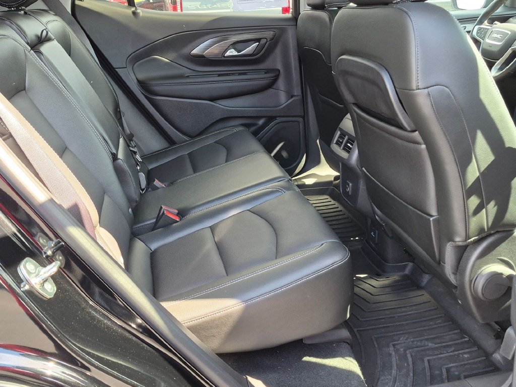 Used 2024 GMC Terrain SLT w/ Infotainment Package II AWD/4WD image 25
