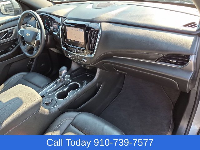 Used 2023 Chevrolet Traverse LT w/ LT Premium Package AWD/4WD image 43