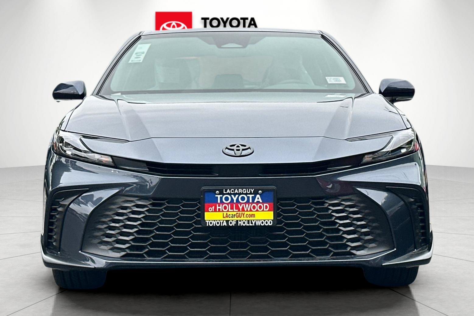 New 2026 Toyota Camry SE FWD image 8