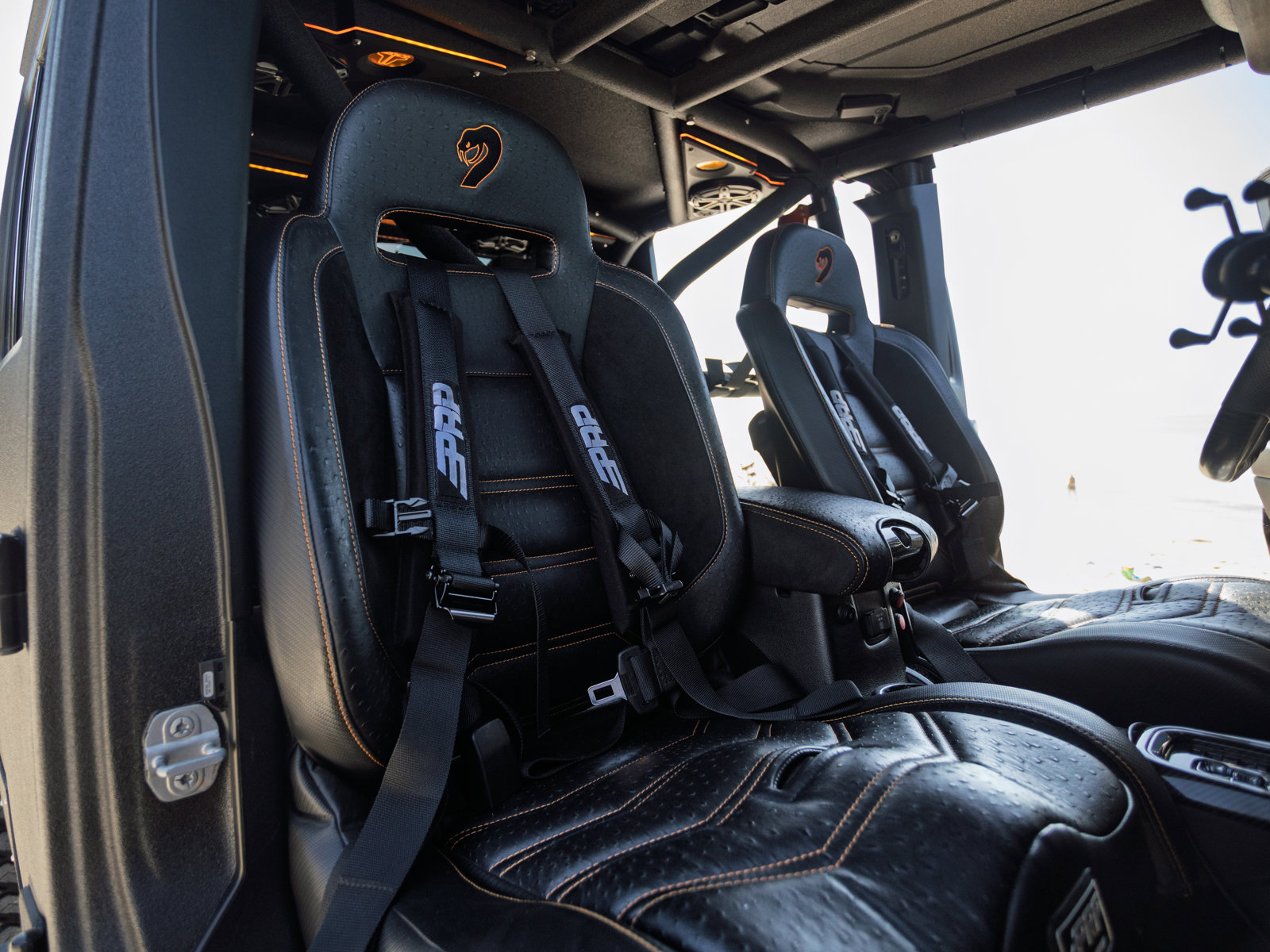 Used 2014 Jeep Wrangler Unlimited Rubicon w/ Connectivity Group image 32