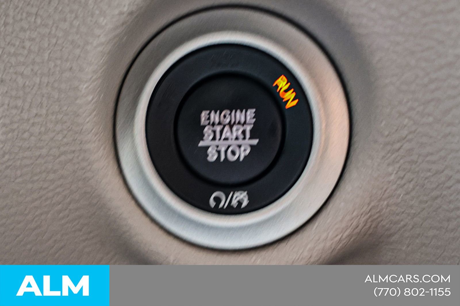 Used 2024 Chrysler Pacifica Touring-L image 36