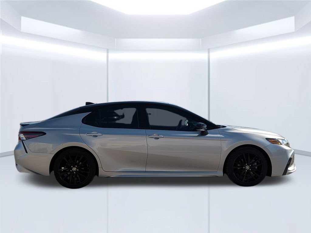 Used 2021 Toyota Camry XSE AWD/4WD image 7