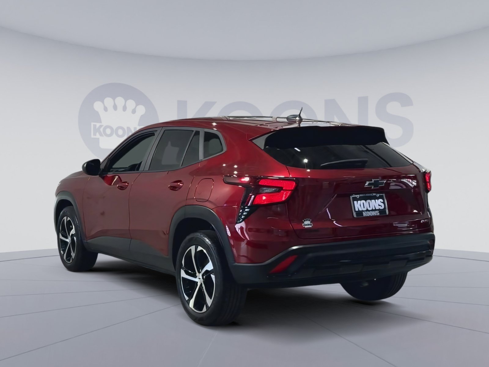 Used 2024 Chevrolet Trax RS FWD image 11