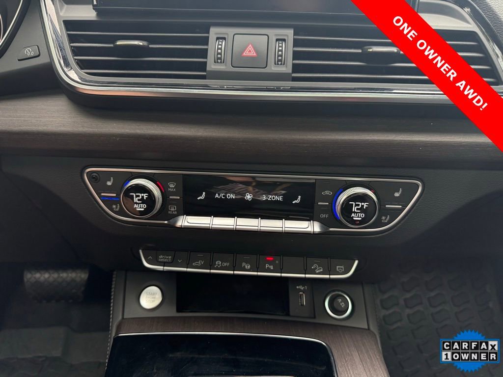 Used 2021 Audi Q5 e Prestige w/ Prestige Package image 31