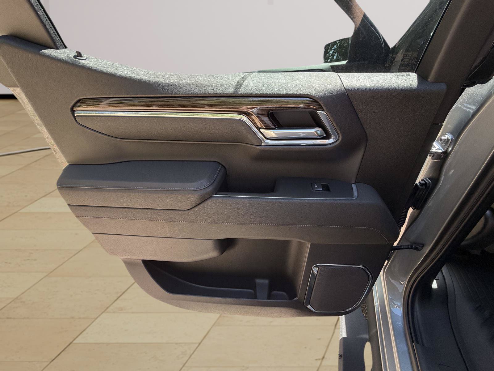 New 2026 Chevrolet Silverado 1500 LT Trail Boss w/ LT Trail Boss Premium Package AWD/4WD image 28