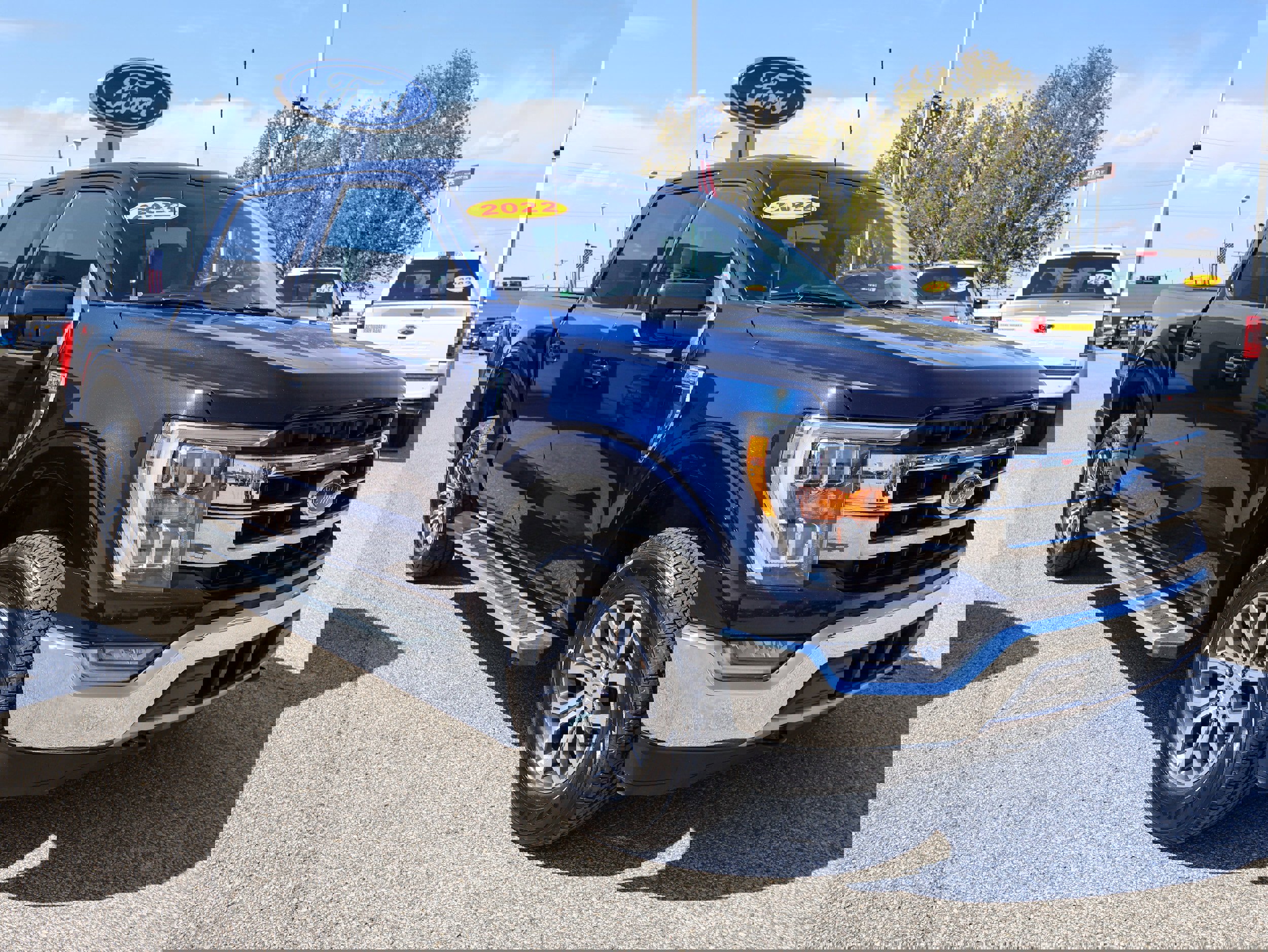Used 2022 Ford F150 Lariat AWD/4WD image 6