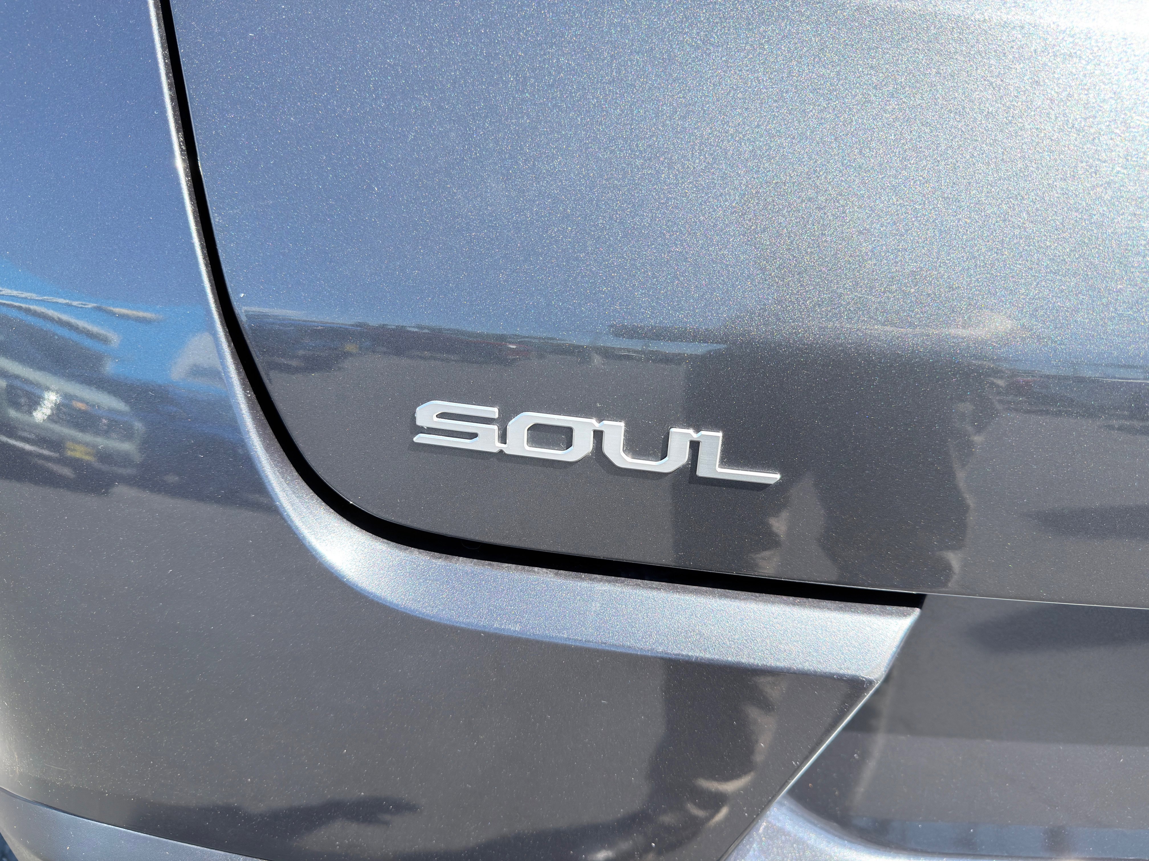 Used 2023 Kia Soul LX w/ Option Group 015 image 33