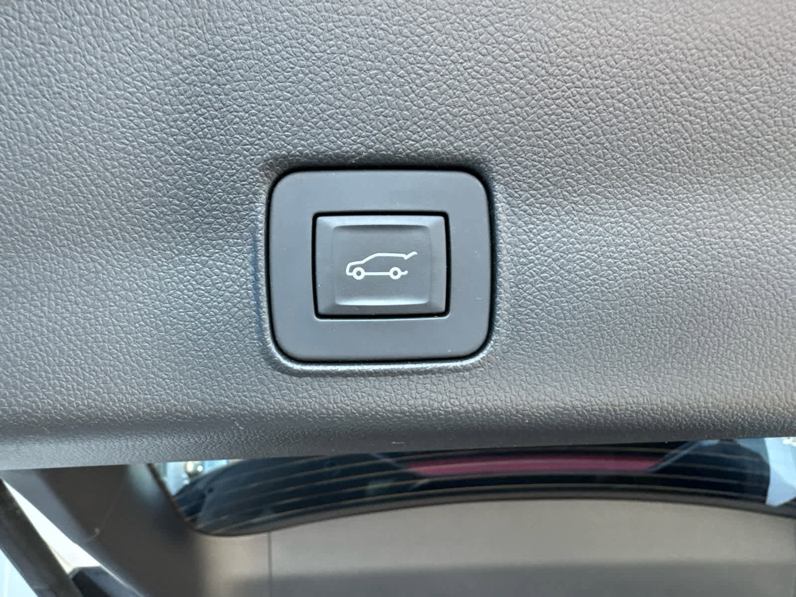 Used 2025 Chevrolet TrailBlazer RS w/ Convenience Package AWD/4WD image 14