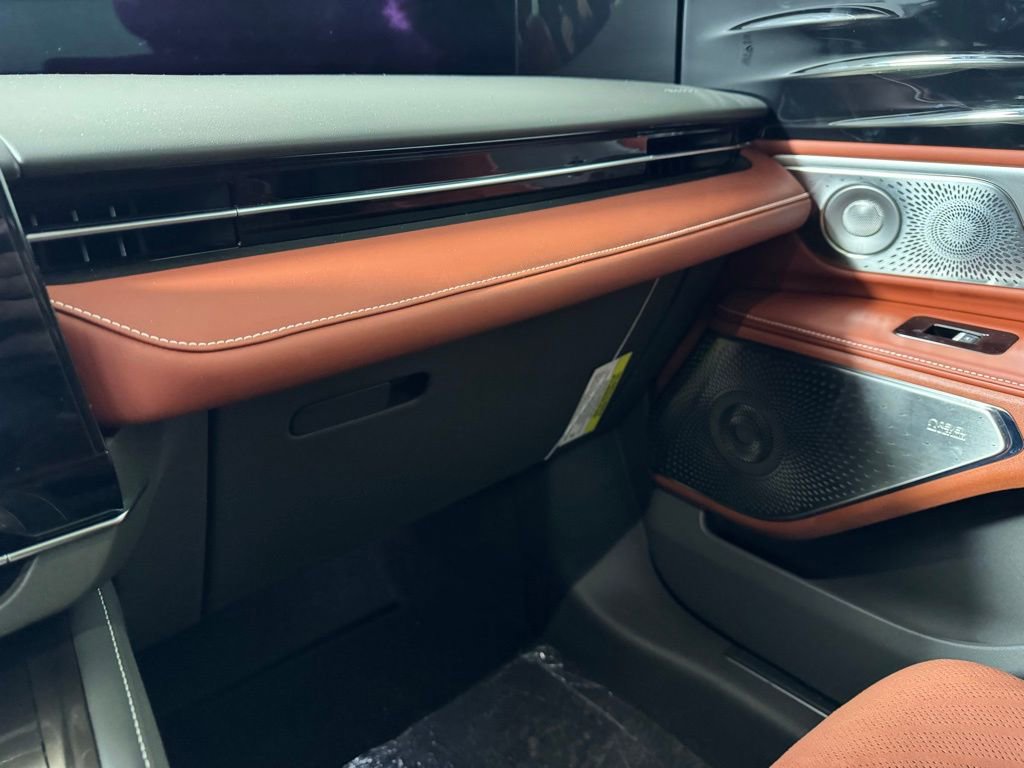 New 2024 Lincoln Nautilus Black Label w/ Jet Appearance Package (87T) image 47