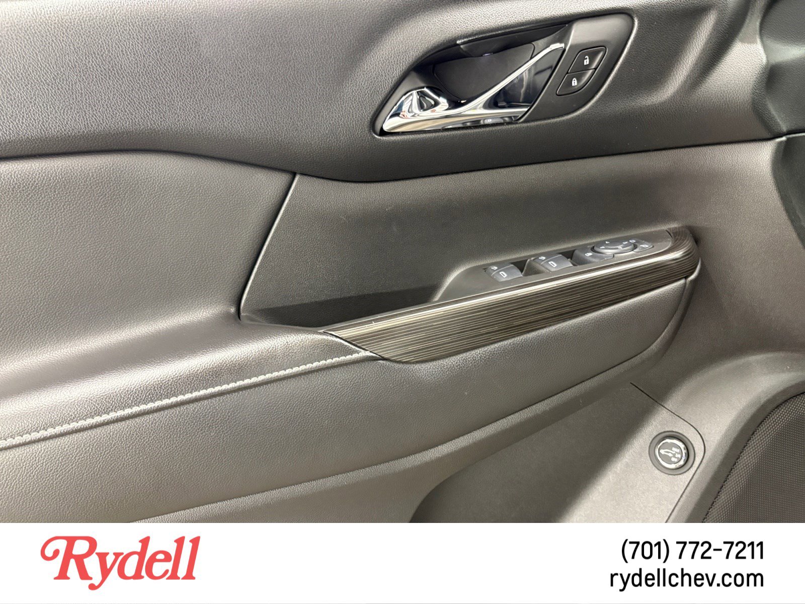 Used 2017 GMC Acadia SLT AWD/4WD image 11