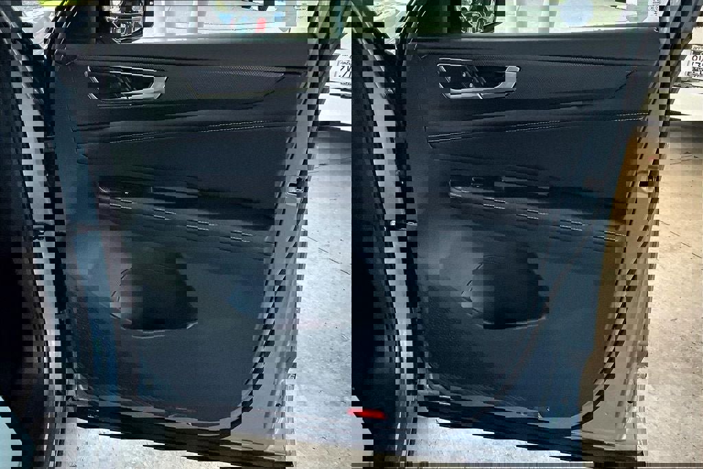 New 2026 Volkswagen Atlas Cross Sport SEL R-Line image 28