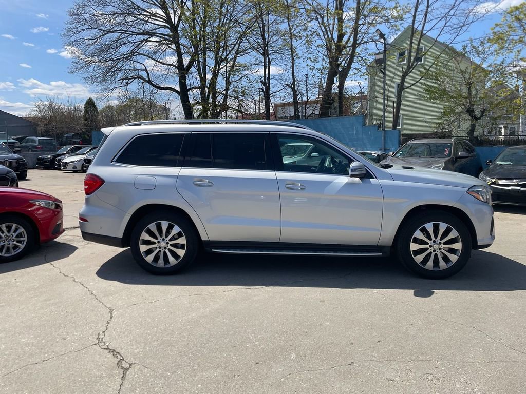 Used 2017 Mercedes-Benz GLS 450 4MATIC image 4
