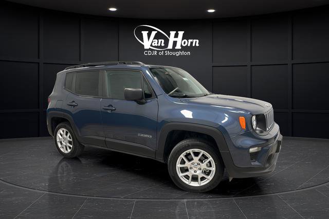 Used 2022 Jeep Renegade Latitude AWD/4WD image 1