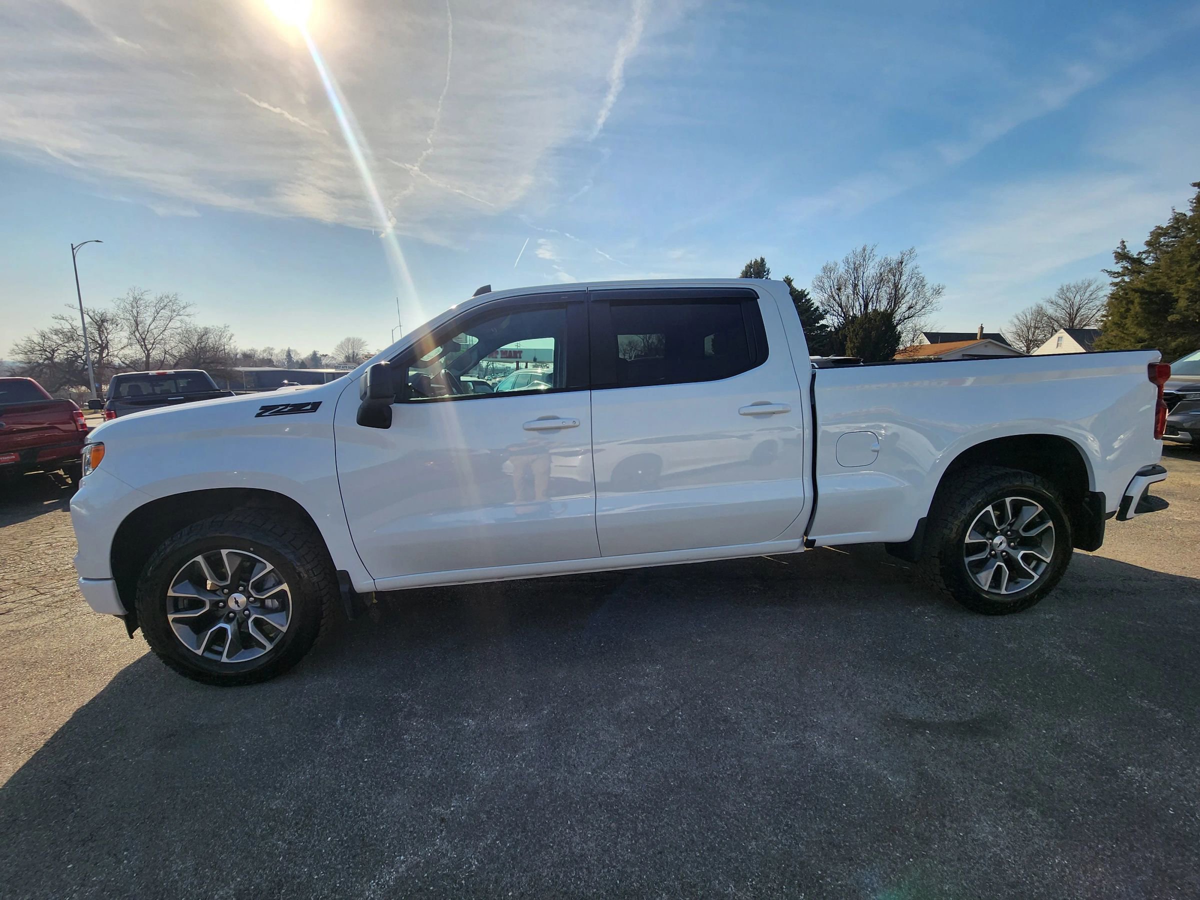 Used 2023 Chevrolet Silverado 1500 RST AWD/4WD image 4