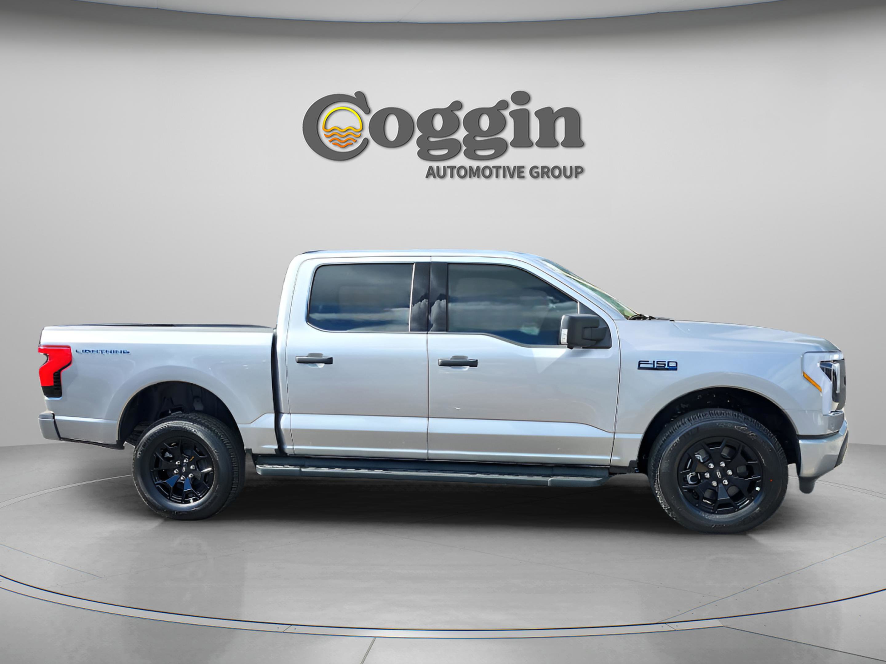 New 2025 Ford F150 Lightning XLT image 6