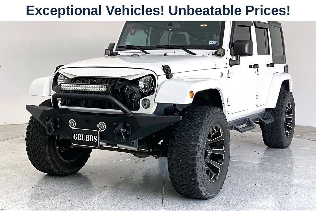 Used 2016 Jeep Wrangler Unlimited Sahara w/ Connectivity Group AWD/4WD image 13