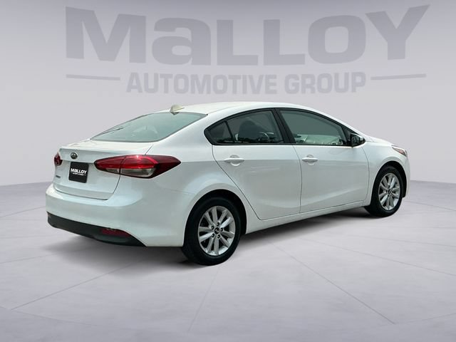 Used 2017 Kia Forte LX w/ LX Popular Package FWD image 5