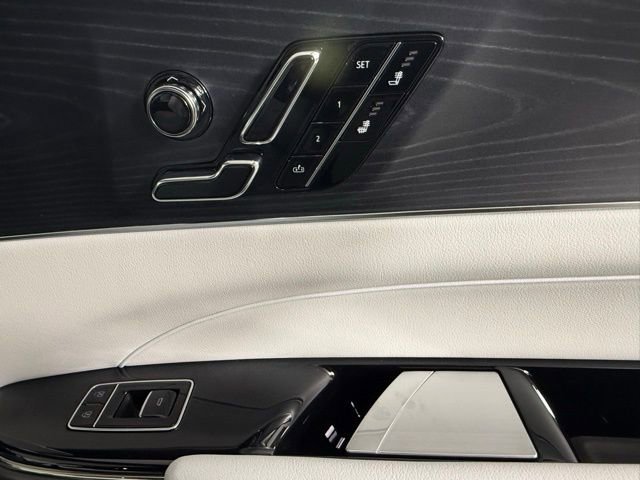 New 2026 Cadillac Lyriq Sport RWD image 36