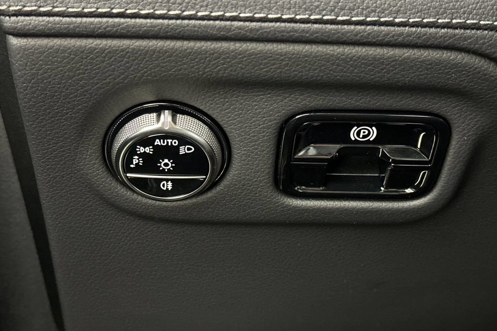Certified 2026 Mercedes-Benz EQE 320+ SUV image 35
