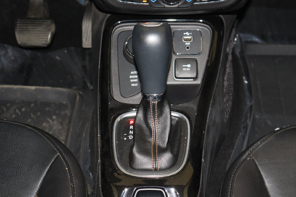 Used 2019 Jeep Compass Limited AWD/4WD image 40