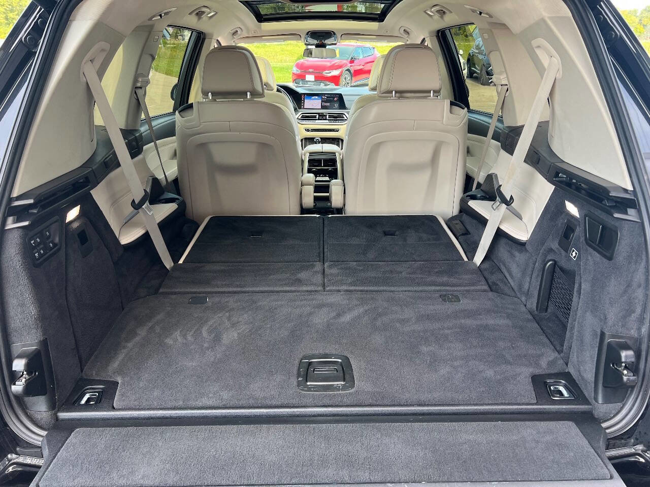 Used 2019 BMW X7 xDrive40i w/ Premium Package image 29