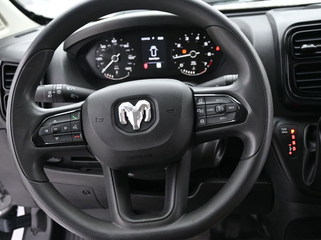 Used 2024 RAM ProMaster 2500 w/ Convenience Group image 30