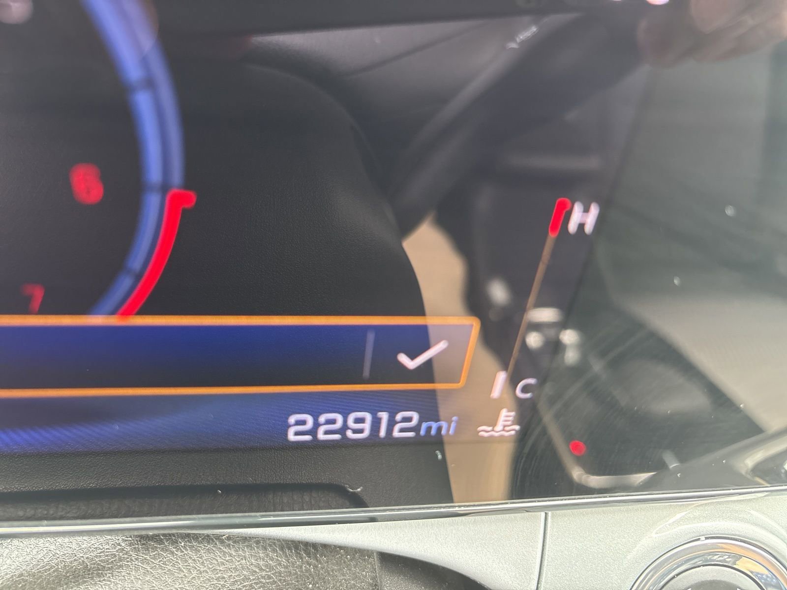 Certified 2025 Chevrolet Trax LT w/ Driver Confidence Package FWD image 26