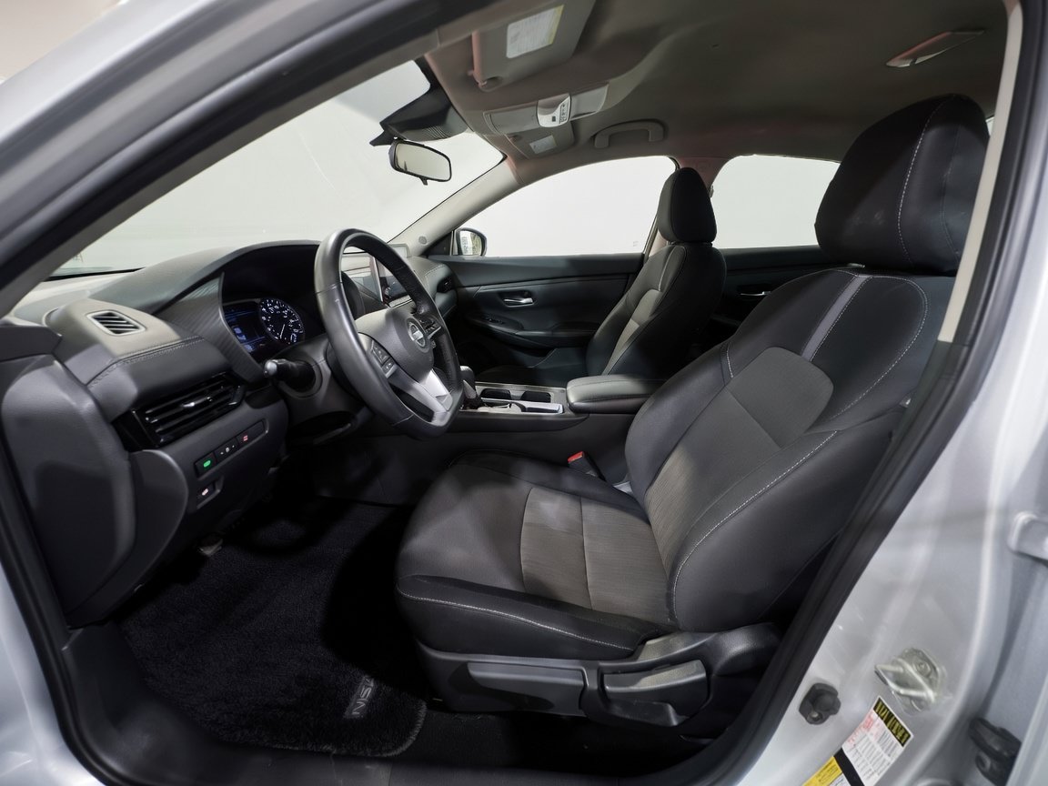 Used 2021 Nissan Sentra SV FWD image 14