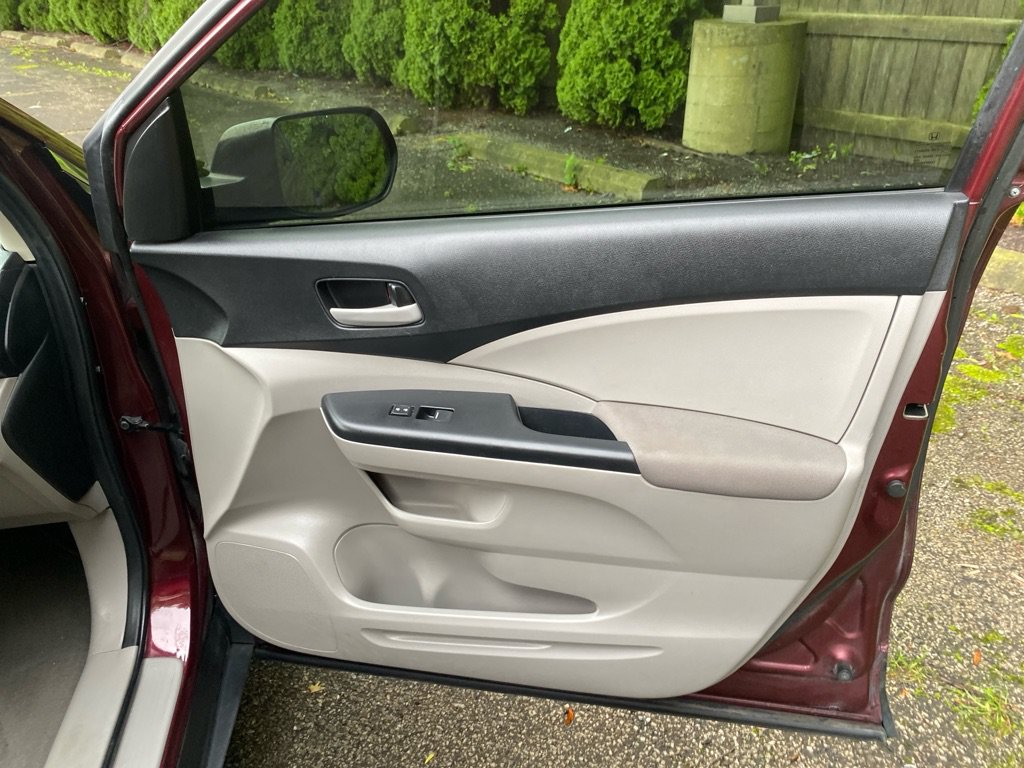 Used 2013 Honda CR-V LX image 23